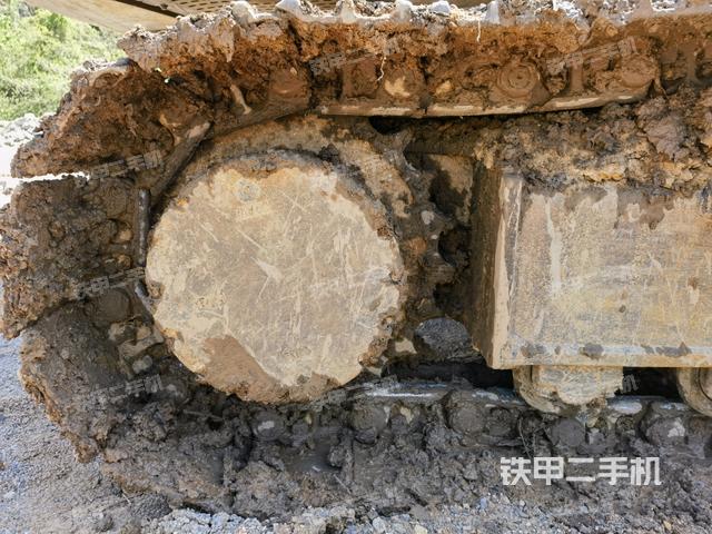 左驅(qū)動輪(行走機(jī)構(gòu)) 左驅(qū)動輪(行走機(jī)構(gòu))