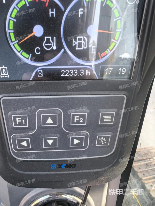 小時(shí)表(駕駛室部分) 小時(shí)表(駕駛室部分)