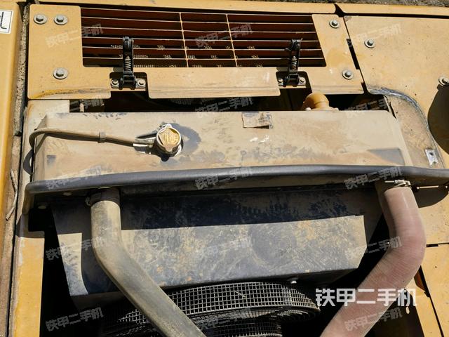 水箱+風(fēng)扇特寫(上車部件) 水箱+風(fēng)扇特寫(上車部件)