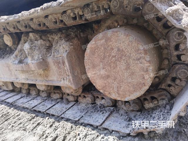 右驅(qū)動(dòng)輪（行走機(jī)構(gòu)）