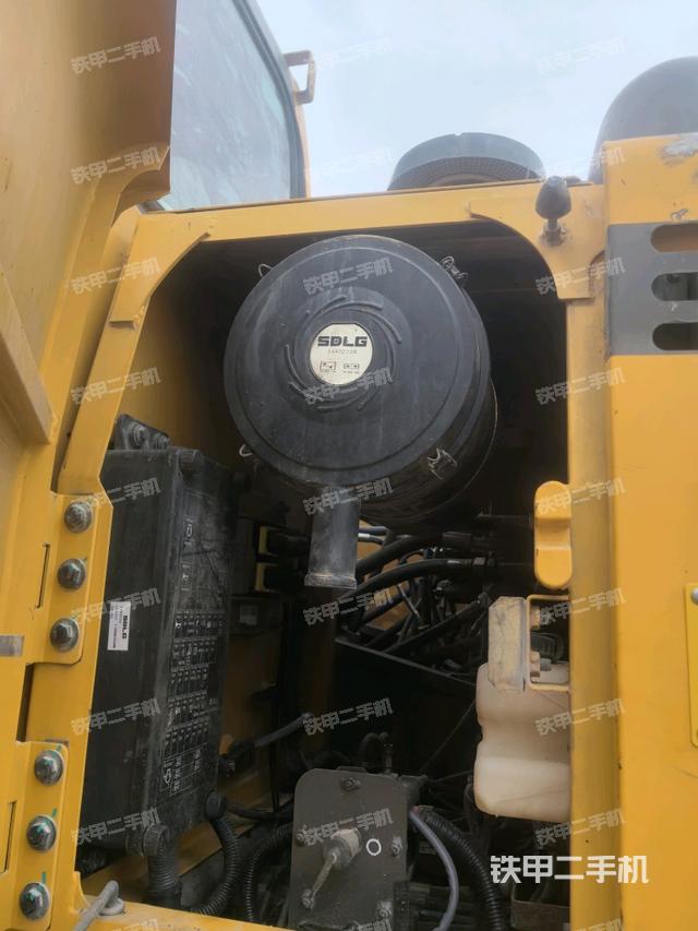 空濾倉整體（大件艙室）