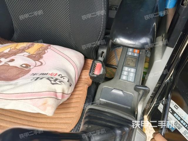 駕駛室左前45度(駕駛室部分) 駕駛室左前45度(駕駛室部分)