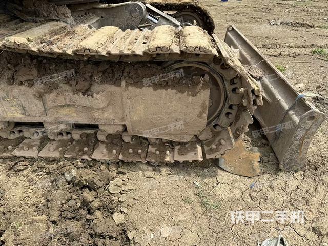 左側(cè)行走馬達(dá)蓋板（行走機(jī)構(gòu)）