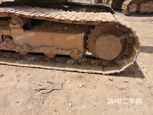 右驅(qū)動輪(行走機(jī)構(gòu)) 右驅(qū)動輪(行走機(jī)構(gòu))