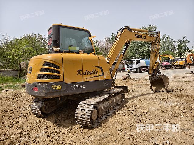 整機(jī)右后45°（整機(jī)外觀）