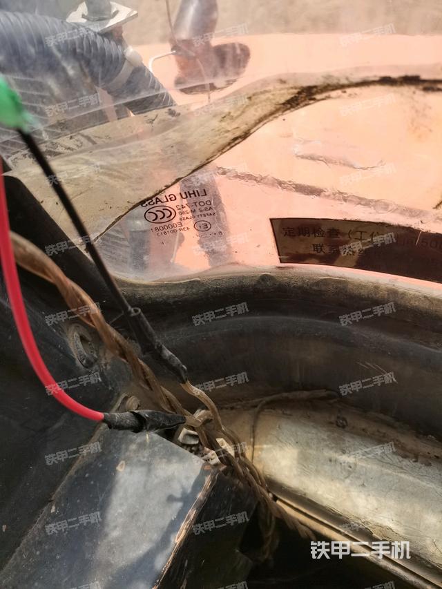 座椅后部(駕駛室部分) 座椅后部(駕駛室部分)