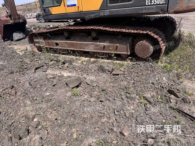 左導(dǎo)向輪(行走機(jī)構(gòu)) 左導(dǎo)向輪(行走機(jī)構(gòu))