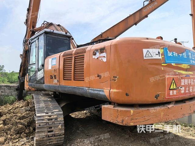 日立ZX350H-3挖掘机的设备实拍-第2张实拍照片