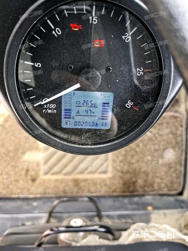 小時(shí)表(駕駛室部分) 小時(shí)表(駕駛室部分)