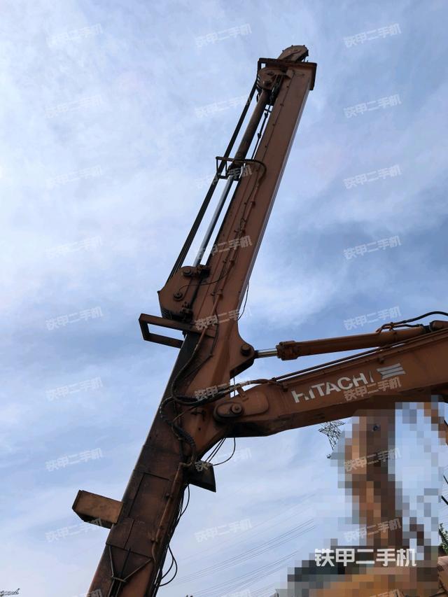 小臂整體左后(工作和回轉(zhuǎn)裝置) 小臂整體左后(工作和回轉(zhuǎn)裝置)