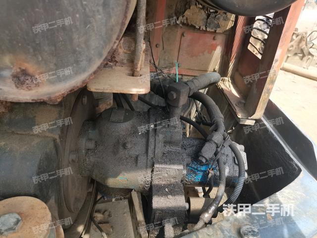 液壓泵室(大件艙室) 液壓泵室(大件艙室)