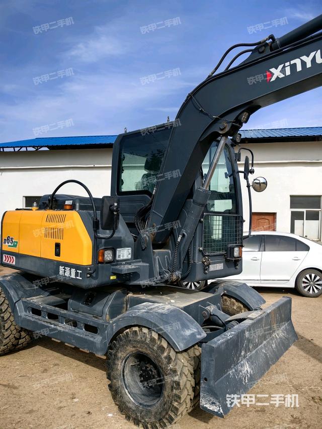 右前45(整機(jī)外觀) 右前45(整機(jī)外觀)