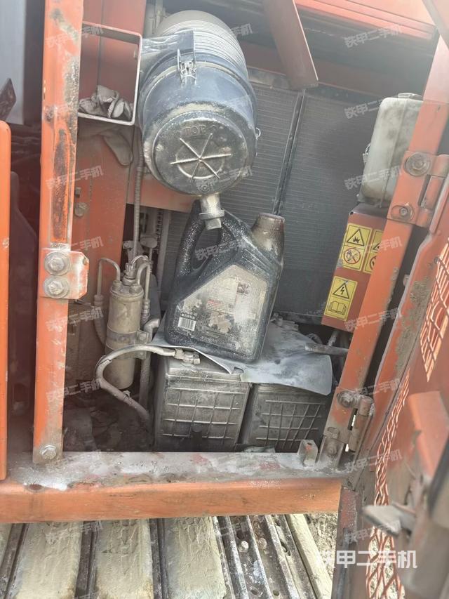 液壓泵室(大件艙室) 液壓泵室(大件艙室)