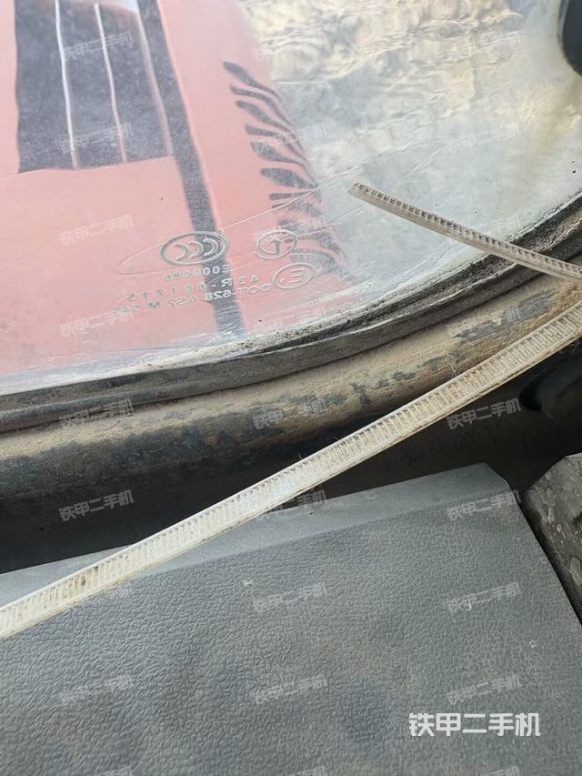 座椅后部(駕駛室部分) 座椅后部(駕駛室部分)