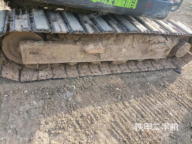 左側(cè)履帶整體?（行走機(jī)構(gòu)）