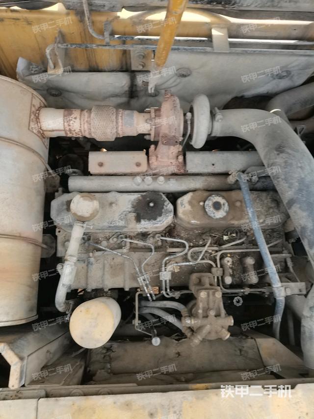 氣門室蓋螺絲特寫（上車部件）