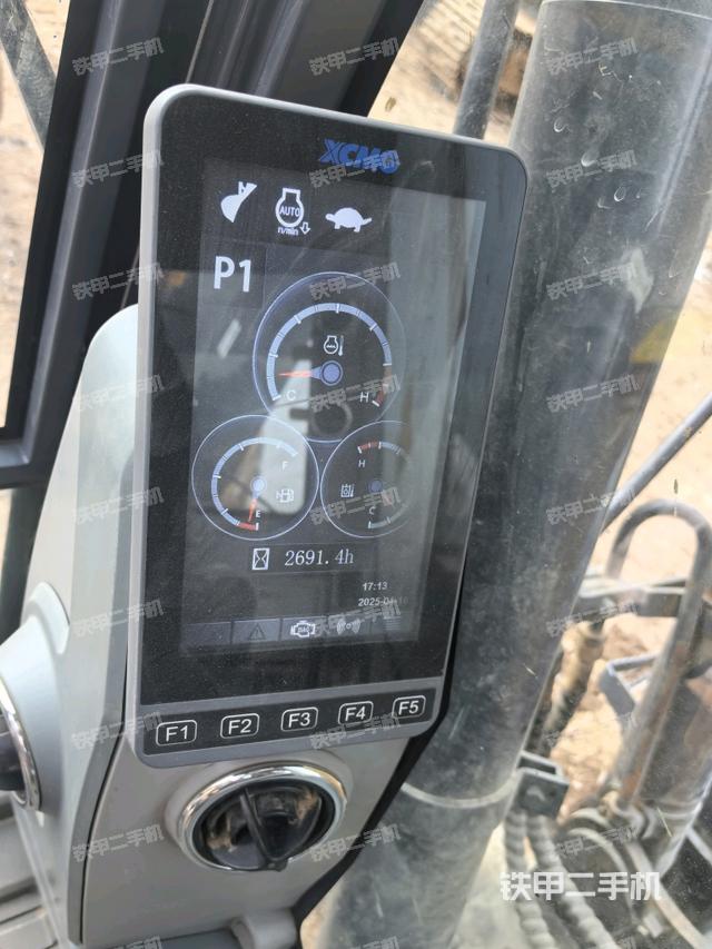 小時(shí)表（駕駛室部分）