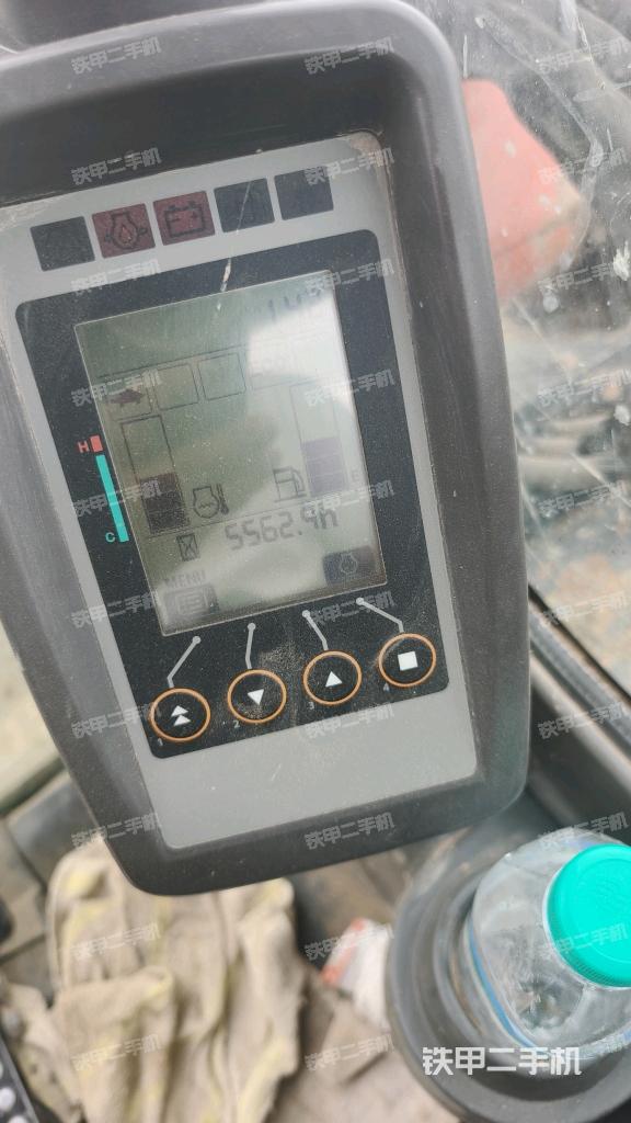 顯示屏?(駕駛室部分) 顯示屏?(駕駛室部分)