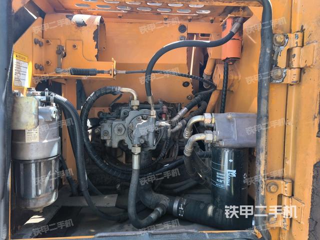 發(fā)動機(jī)整體俯視(整機(jī)外觀) 發(fā)動機(jī)整體俯視(整機(jī)外觀)