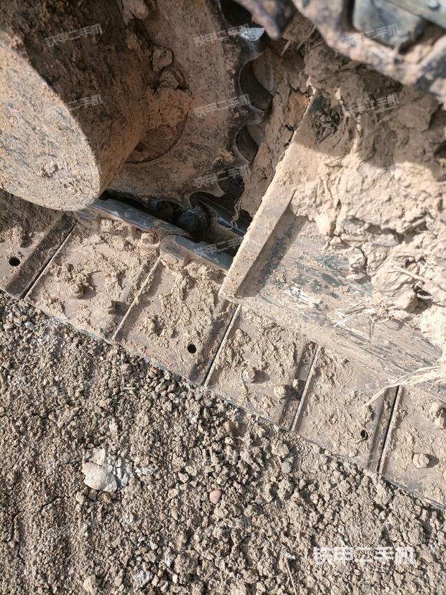 右驅(qū)動(dòng)輪（行走機(jī)構(gòu)）