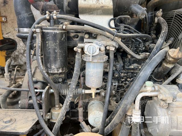 發(fā)動(dòng)機(jī)整體俯視(整機(jī)外觀) 發(fā)動(dòng)機(jī)整體俯視(整機(jī)外觀)