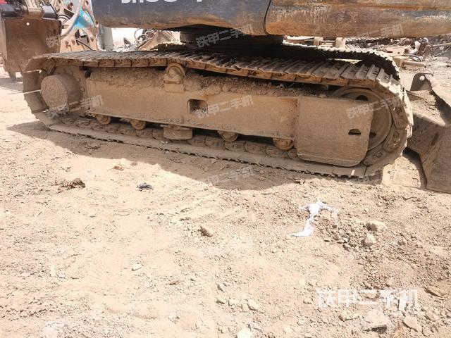 左側(cè)履帶整體?(行走機(jī)構(gòu)) 左側(cè)履帶整體?(行走機(jī)構(gòu))