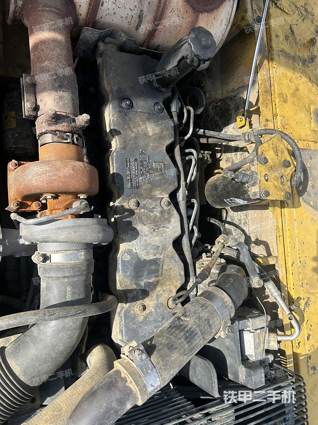 發(fā)動機(jī)整體俯視（整機(jī)外觀）