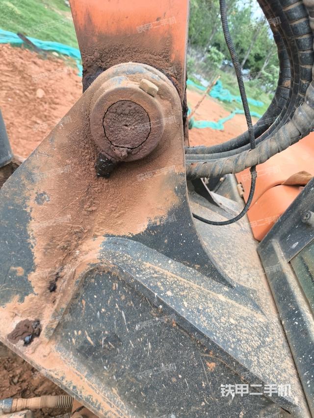 大臂根部?斜(工作和回轉(zhuǎn)裝置) 大臂根部?斜(工作和回轉(zhuǎn)裝置)