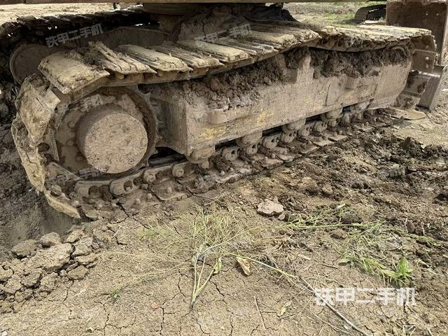 左側(cè)履帶整體?（行走機(jī)構(gòu)）