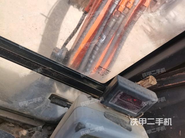 后窗玻璃角標(biāo)(駕駛室部分) 后窗玻璃角標(biāo)(駕駛室部分)