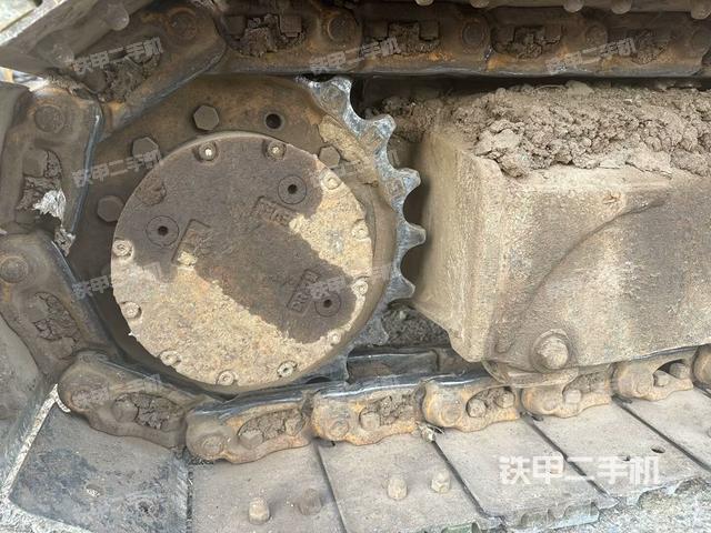 左驅(qū)動(dòng)輪(行走機(jī)構(gòu)) 左驅(qū)動(dòng)輪(行走機(jī)構(gòu))