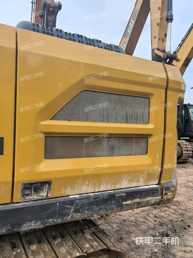 散熱器正面（大件艙室）