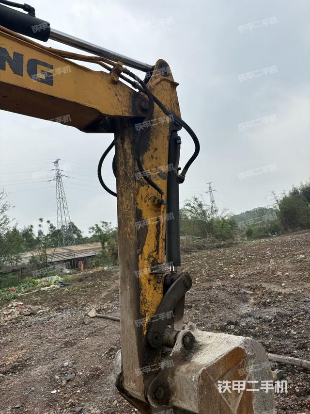 小臂整體右前（工作和回轉(zhuǎn)裝置）