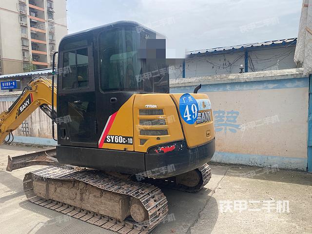 整機(jī)右后45°(整機(jī)外觀) 整機(jī)右后45°(整機(jī)外觀)