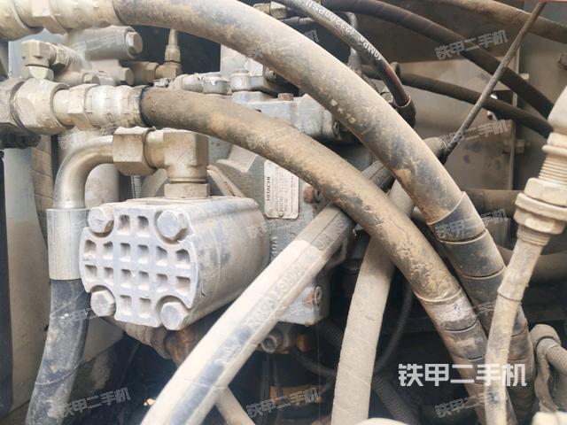 液壓泵室(大件艙室) 液壓泵室(大件艙室)