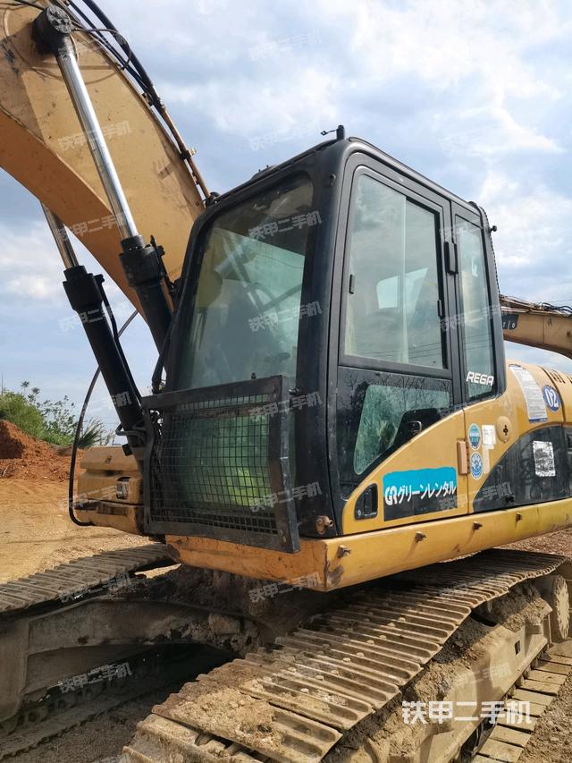 駕駛室左前45度（駕駛室部分）