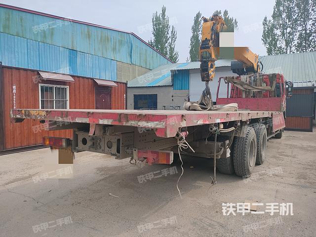 整機(jī)右側(cè)(設(shè)備外觀及核心部件) 整機(jī)右側(cè)(設(shè)備外觀及核心部件)