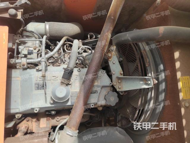 發(fā)動機(jī)整體俯視(整機(jī)外觀) 發(fā)動機(jī)整體俯視(整機(jī)外觀)