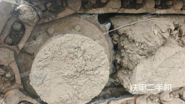 右驅(qū)動(dòng)輪(行走機(jī)構(gòu)) 右驅(qū)動(dòng)輪(行走機(jī)構(gòu))