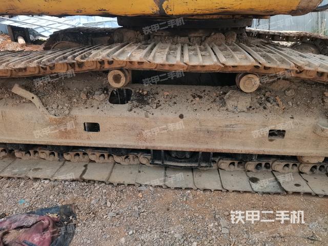 右側(cè)履帶整體（行走機(jī)構(gòu)）