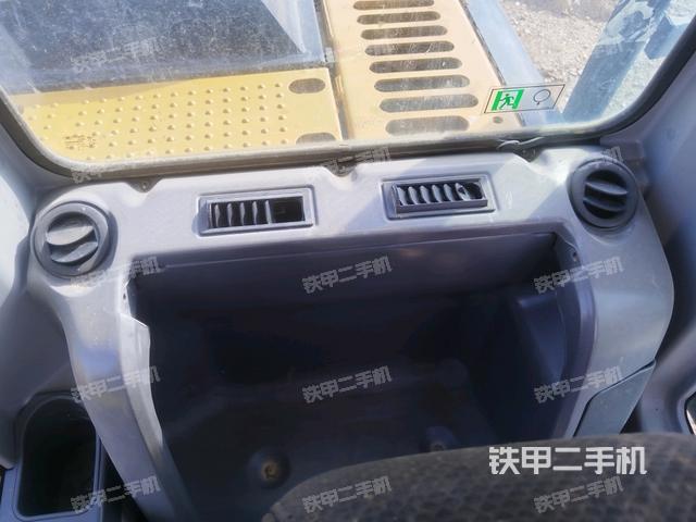 座椅后部(駕駛室部分) 座椅后部(駕駛室部分)