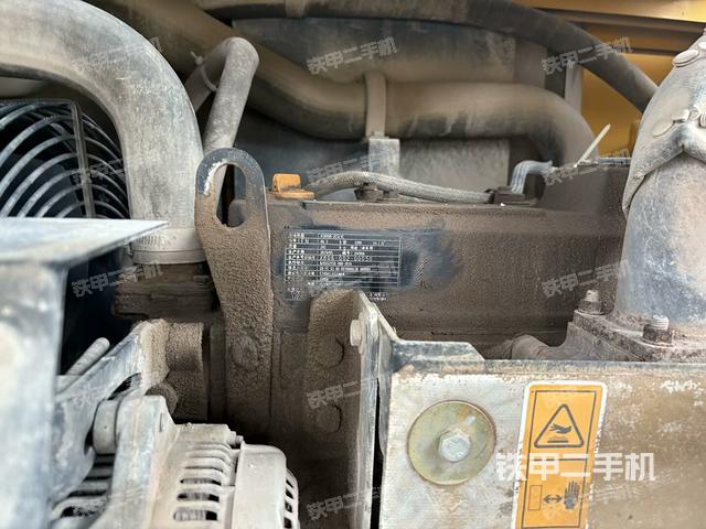 回轉(zhuǎn)馬達(dá)（上車部件）