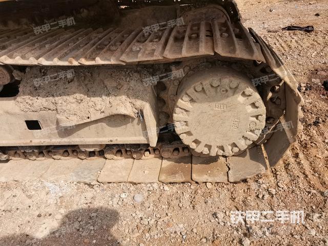 左側(cè)行走馬達(dá)蓋板（行走機(jī)構(gòu)）