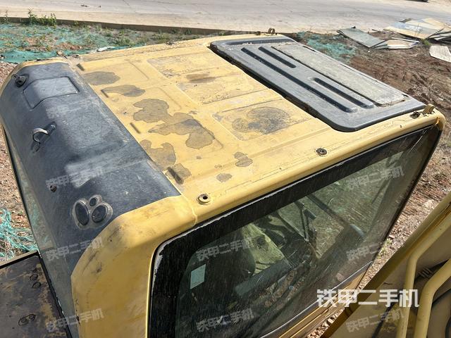 駕駛室頂部（整機(jī)外觀）