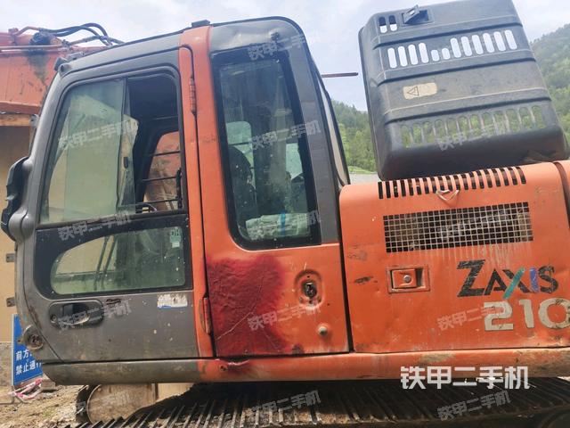 后窗玻璃角標(biāo)(駕駛室部分) 后窗玻璃角標(biāo)(駕駛室部分)