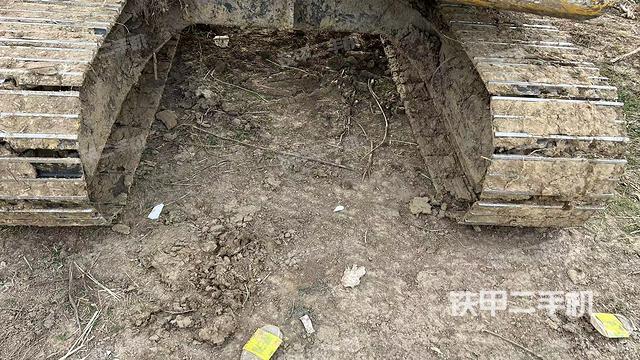 轉盤和下車架正前（工作和回轉裝置）