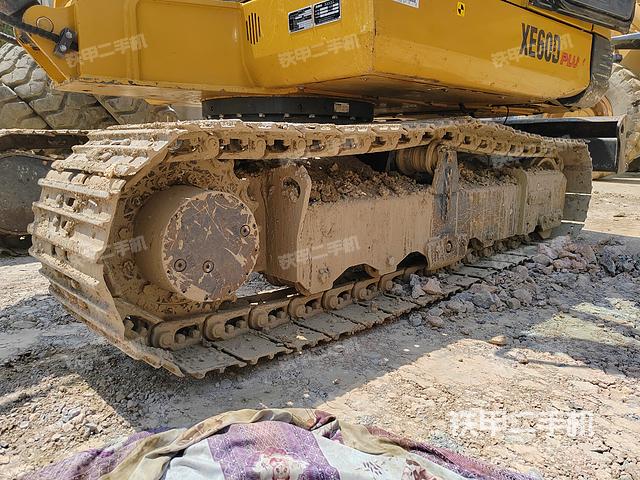 单侧履带整体（整机外观）