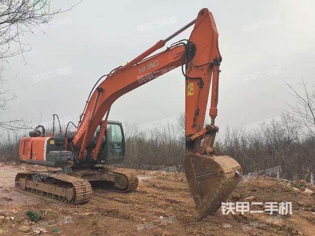 日立ZX240-3挖掘機