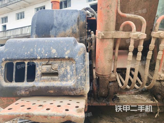 小臂整體右前(工作和回轉(zhuǎn)裝置) 小臂整體右前(工作和回轉(zhuǎn)裝置)