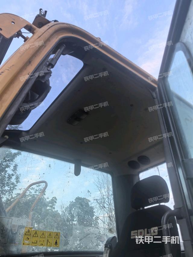 頂棚整體（駕駛室部分）